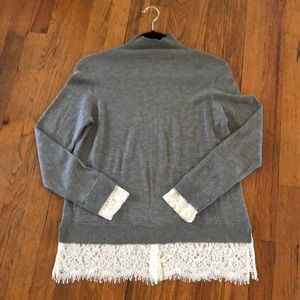 Joie grey sweater light weight w/ lace hem